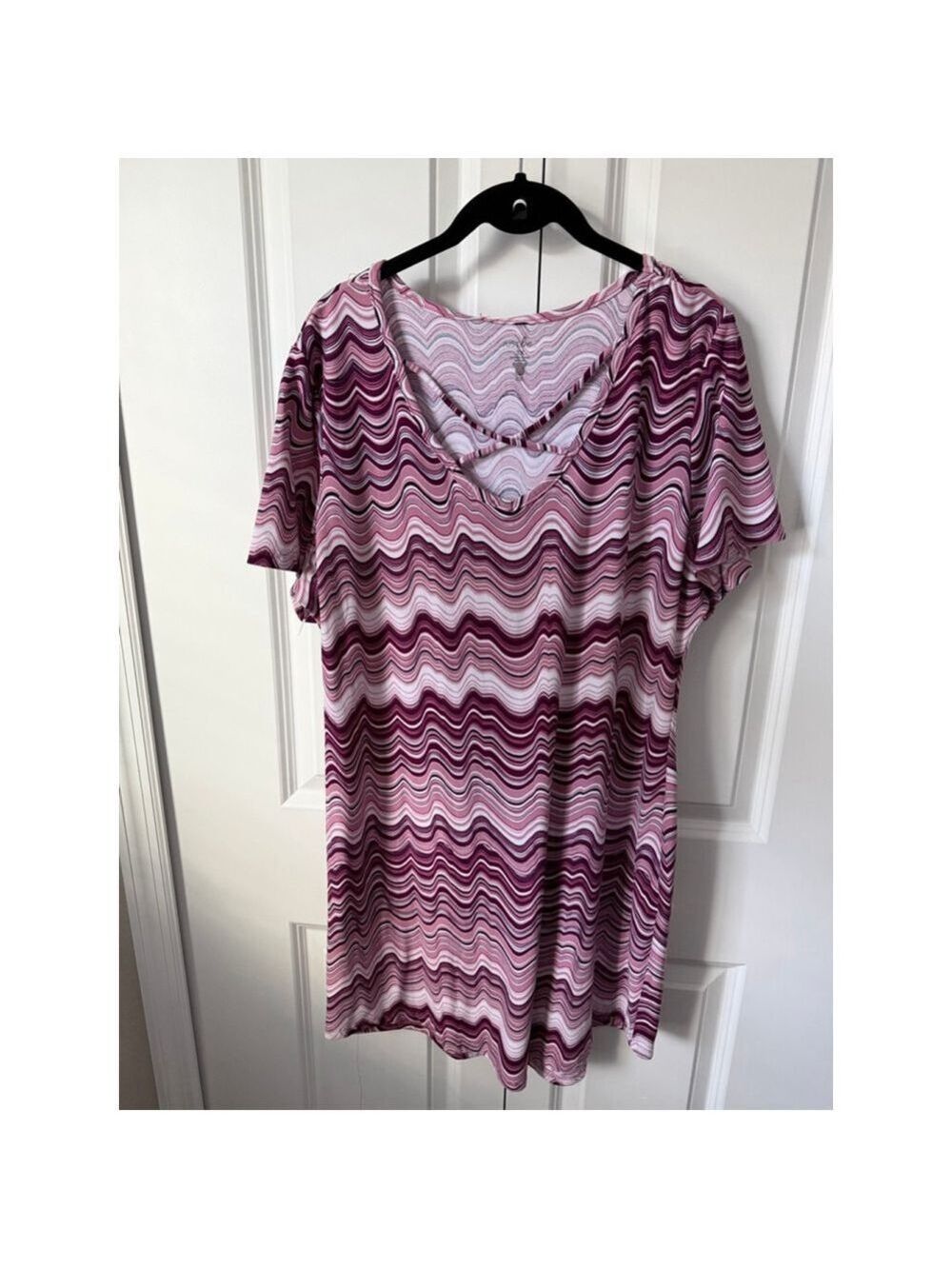 Just Be Short Sleeve Sleep Shirt 3X Pink White Wavy Print EUC
